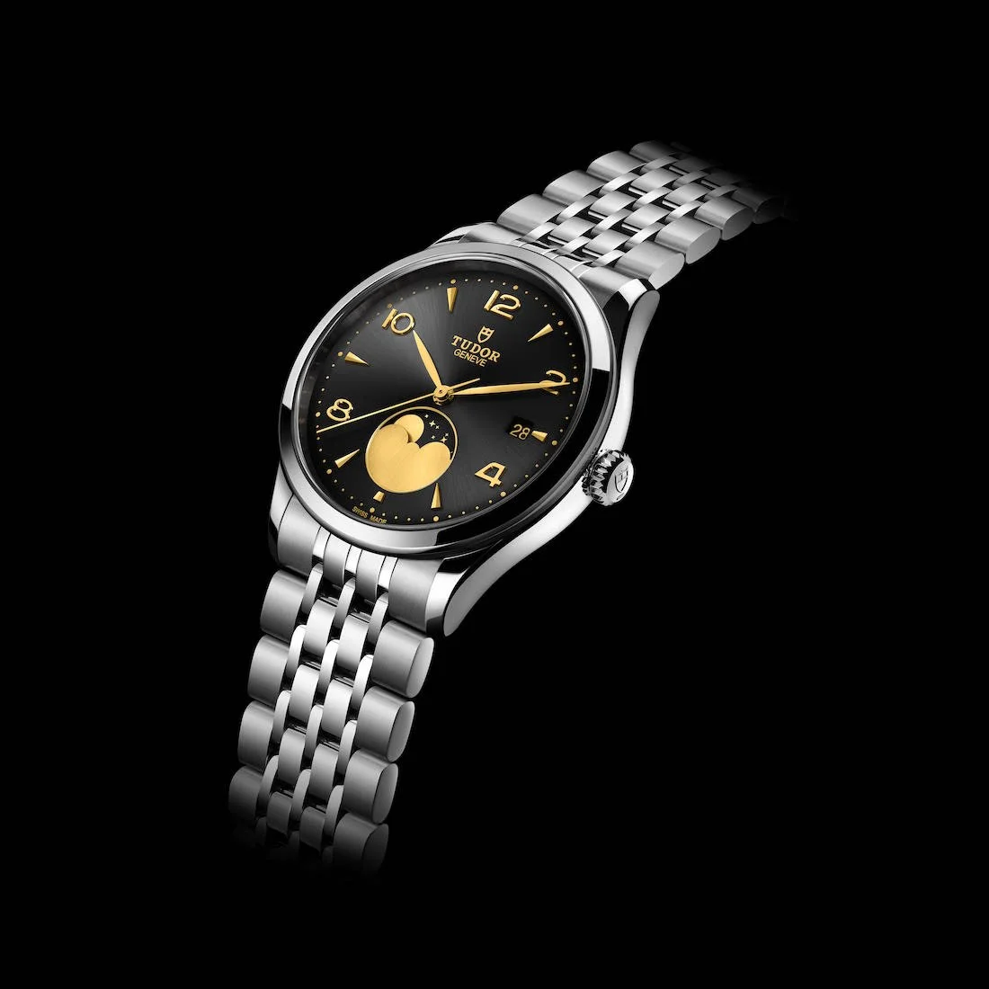 Introducing: Tudor 1926 Luna. A Stellar Debut for Tudor's First